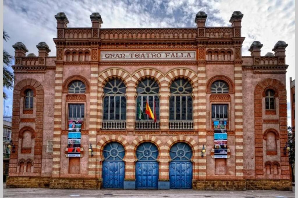 Bonito Apartamento Junto Al Gran Teatro Falla Cadiz Dış mekan fotoğraf