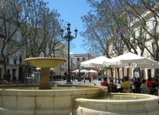 Bonito Apartamento Junto Al Gran Teatro Falla Cadiz Dış mekan fotoğraf